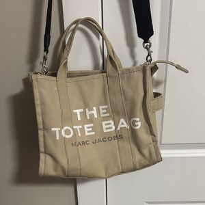 Marc Jacobs The Tote Bag
